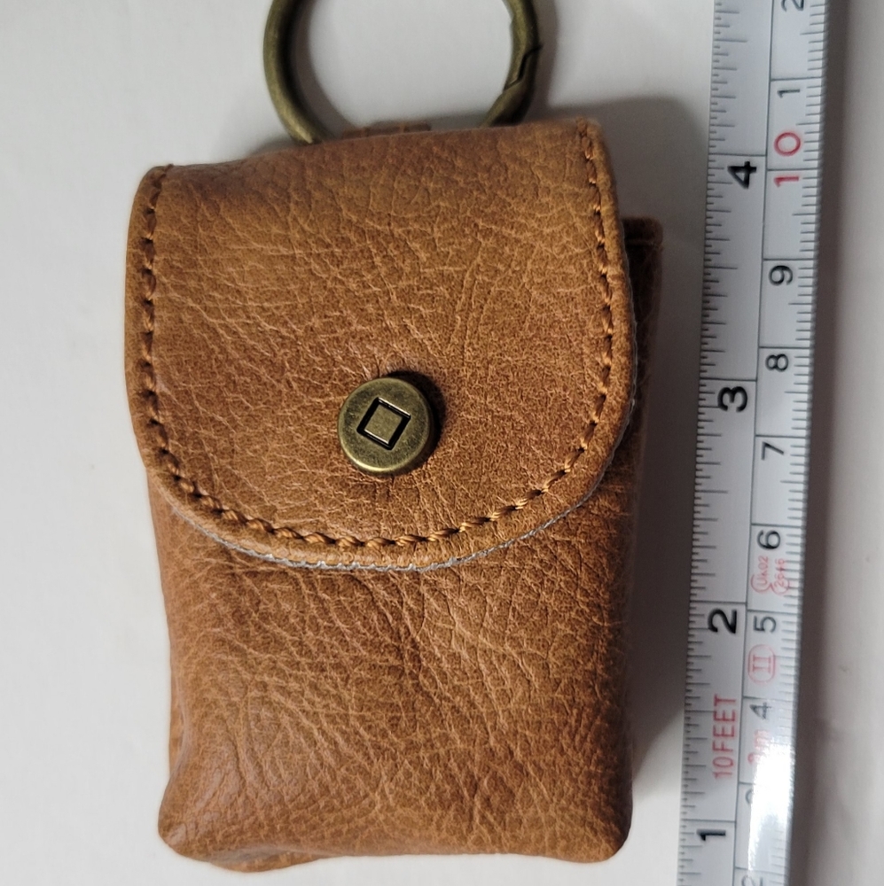 Thirty One Snap to it Pouch Caramel Distressed PebbleNWOT, never used.This sma